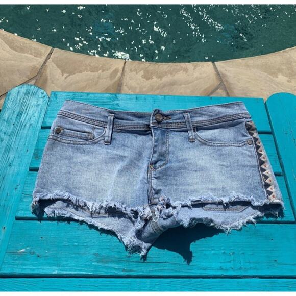 Roxy Denim Size 3 Cutoff  Womens Shorts Junior Summer Ladies - Picture 1 of 7
